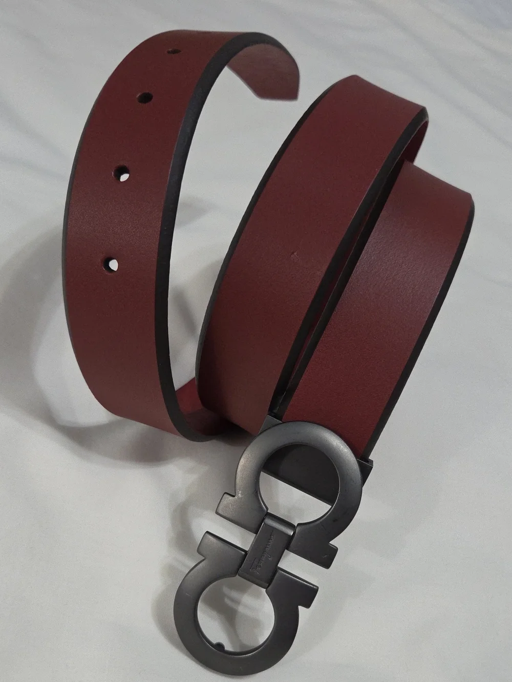 Salvatore Ferragamo Auburn Brown Leather Belt Double Gancini Buckle